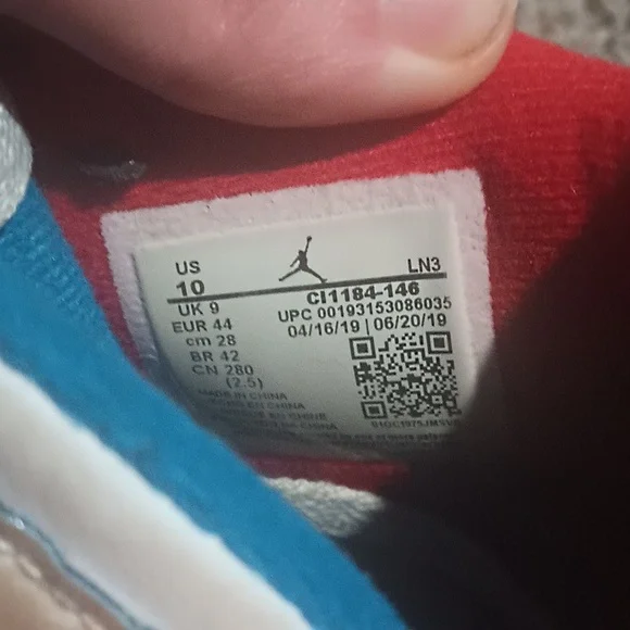 Air Jordan 4 Retro - Picture 11 of 11